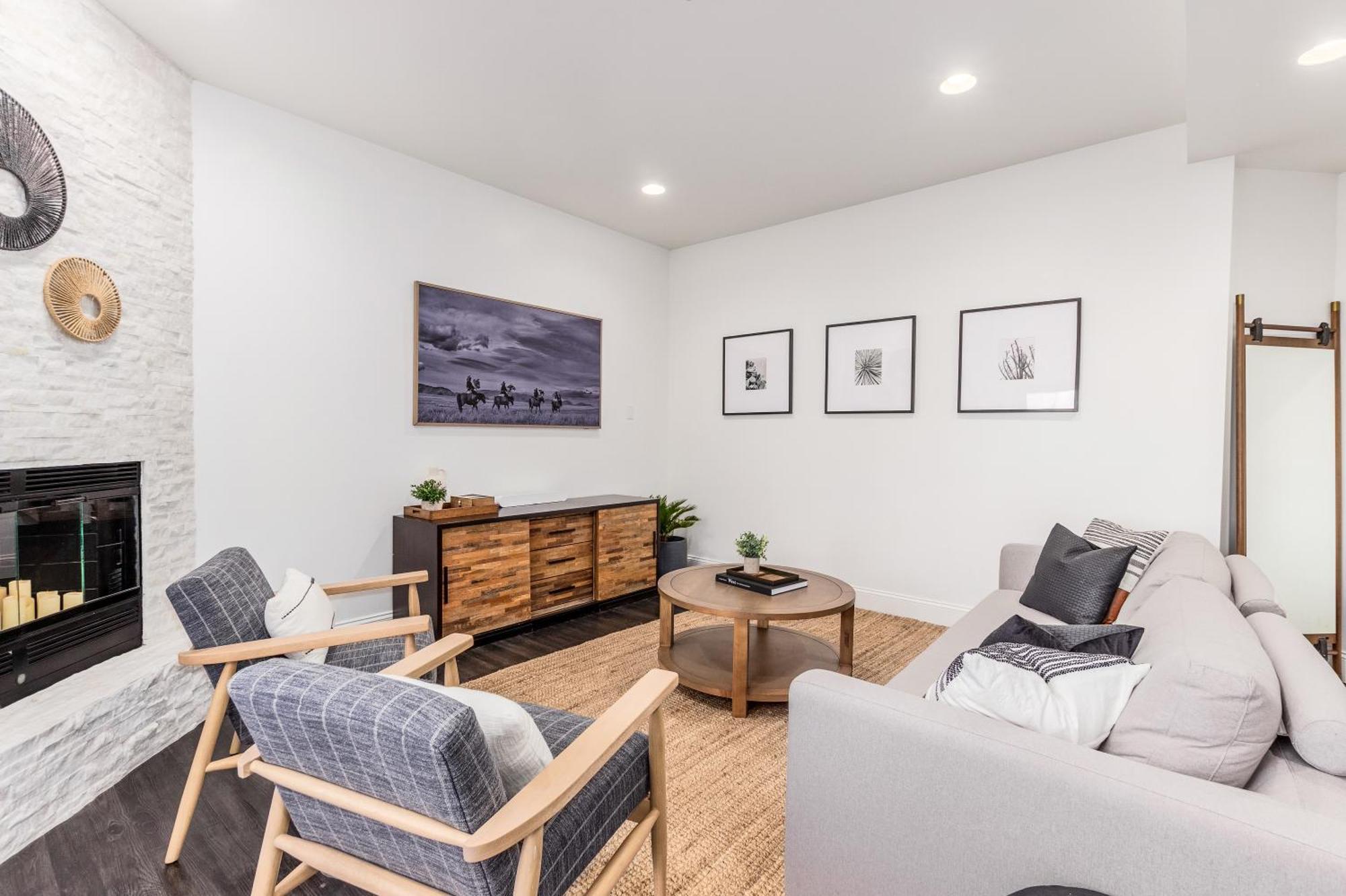 Chic 3br Escape Steps From Old Town Bars Free Parking *